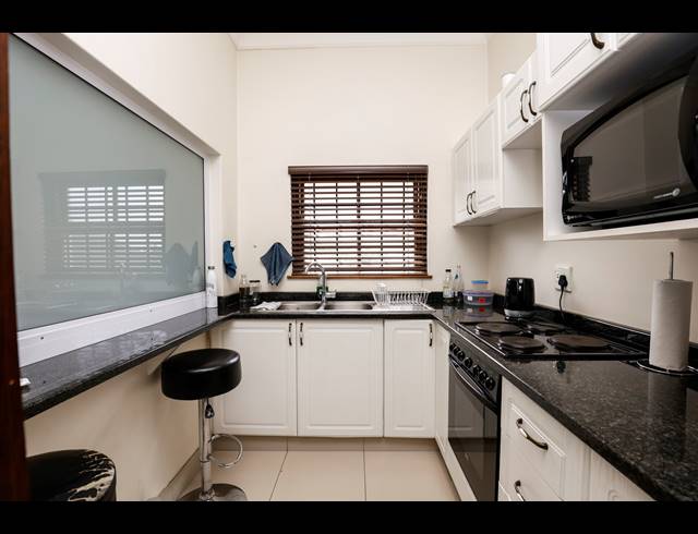 330M² OFFICE FOR SALE IN WINDERMERE